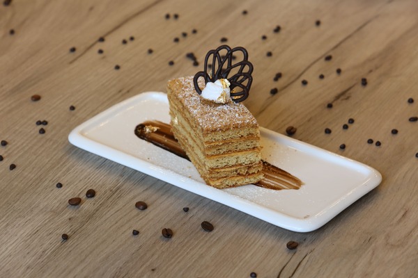 Ballı tort