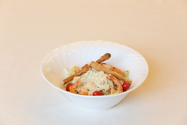 Sezar Salatı Krivetkalı